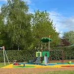 Pour 6 Personnes Avec Terrasse A - Api-1-52-434